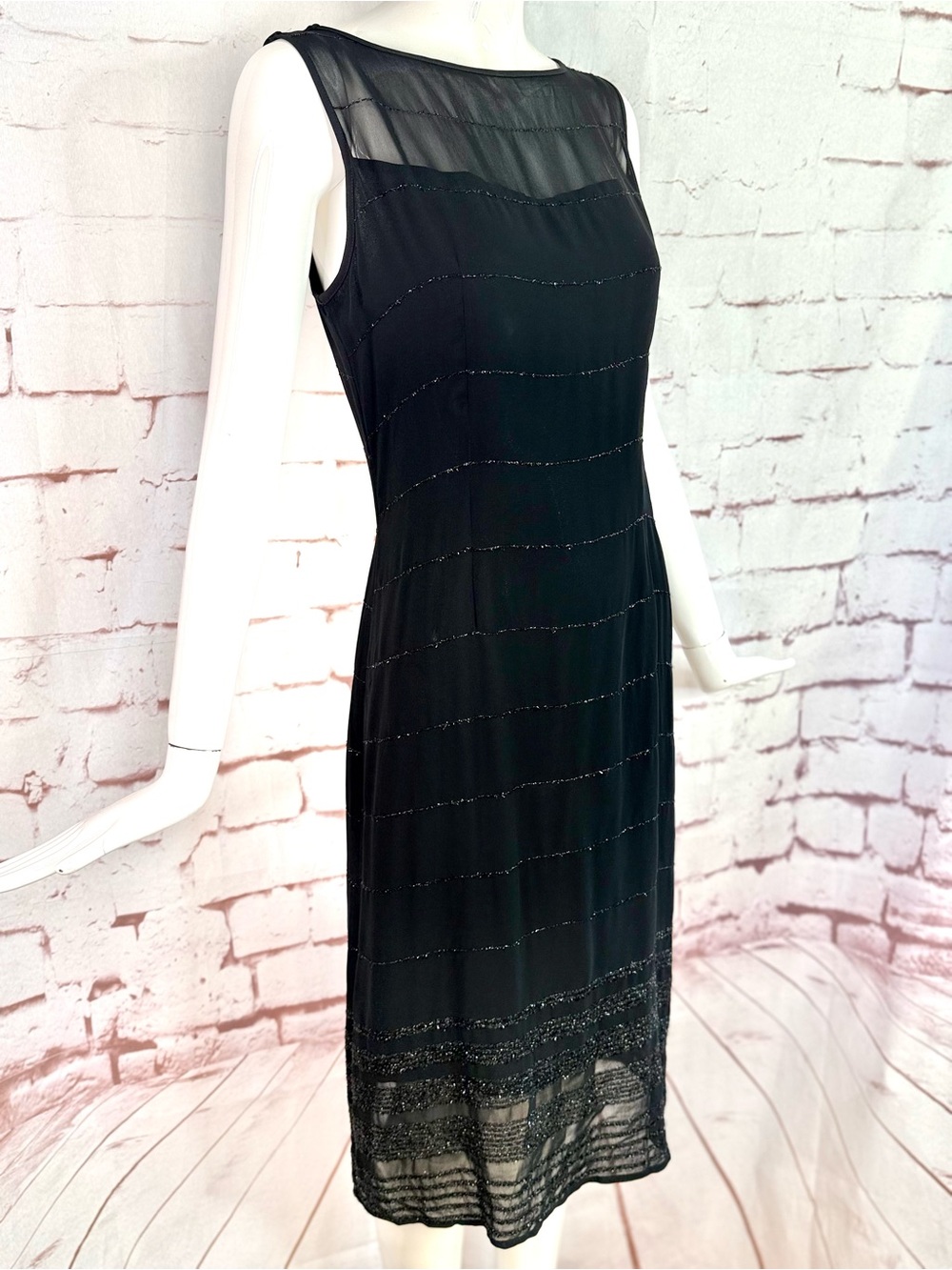 SIGRID OLSEN Black Sheath Sheer Overlay Metallic Thread 10 Cocktail Party Dress